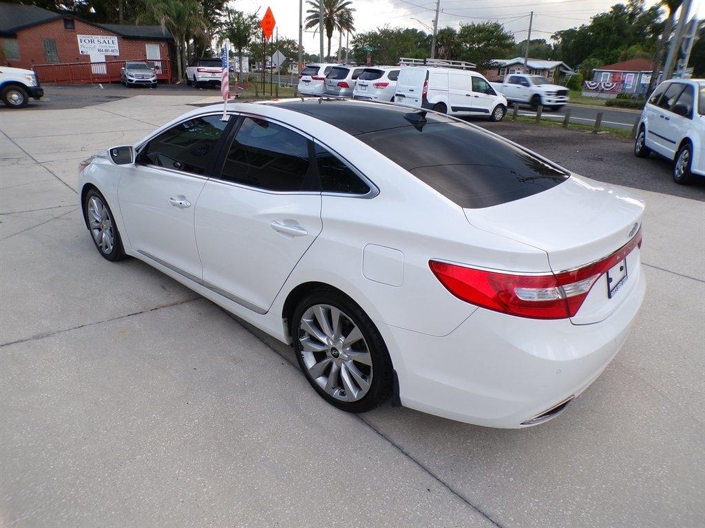Hyundai Azera 4dr Sdn 2012