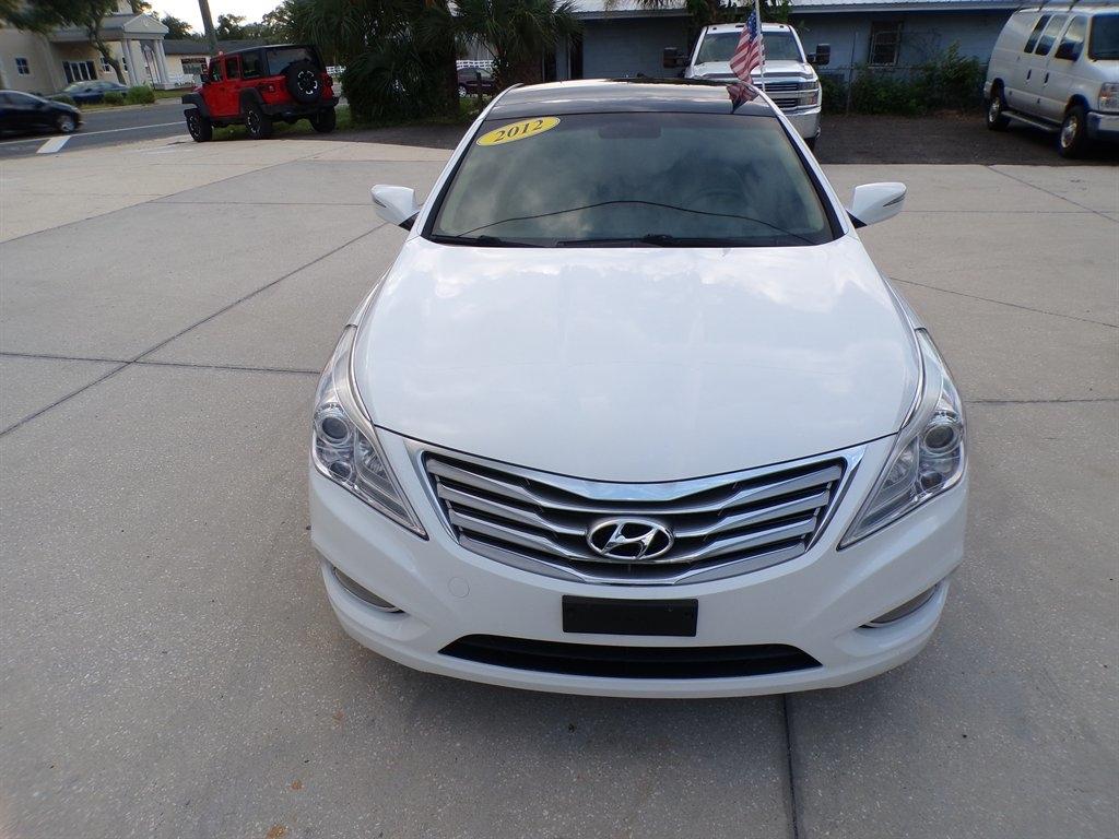 Hyundai Azera 4dr Sdn 2012