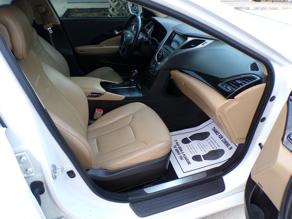 Hyundai Azera 4dr Sdn 2012