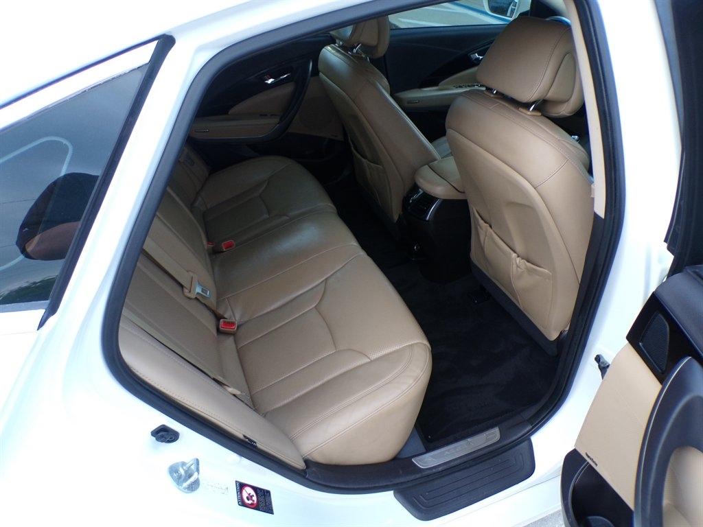Hyundai Azera 4dr Sdn 2012