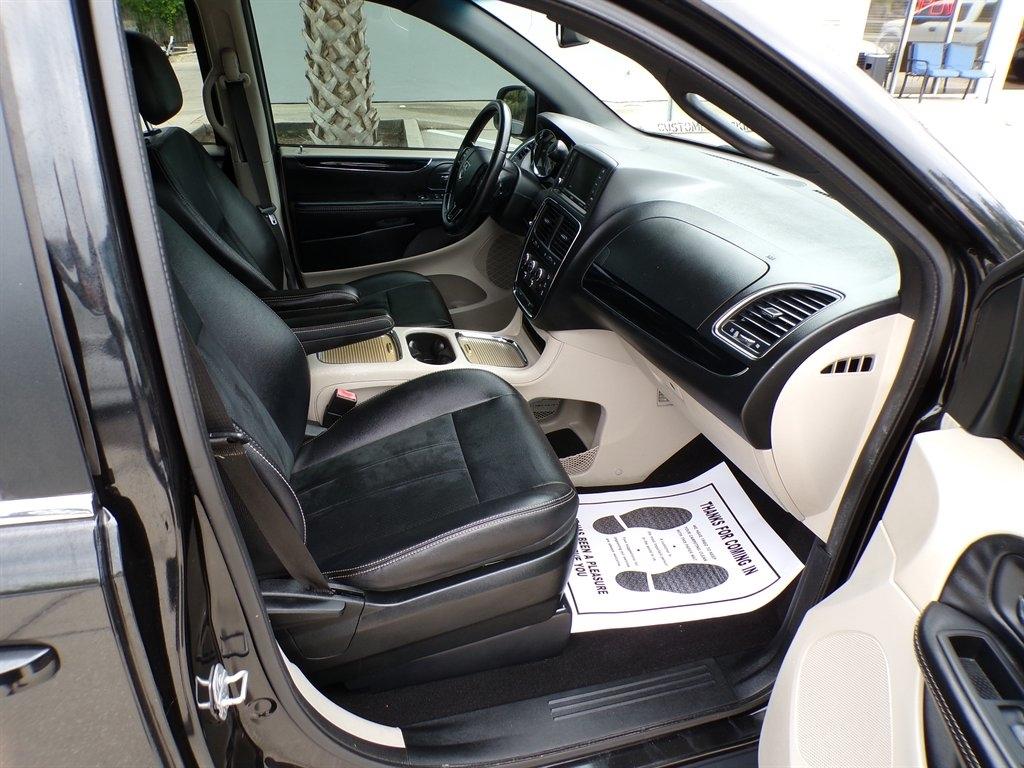 Dodge Grand Caravan SXT Wagon 2017