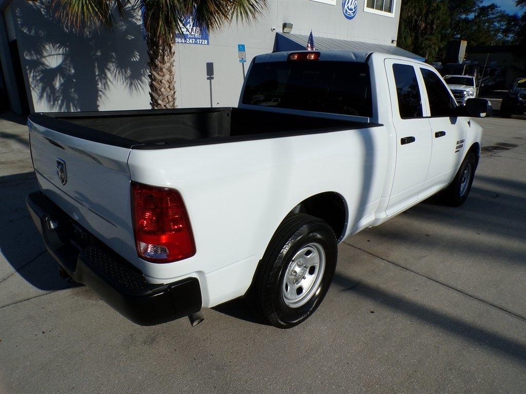 RAM 1500 Classic Tradesman 4x4 Quad Cab 6'4" Box 2023