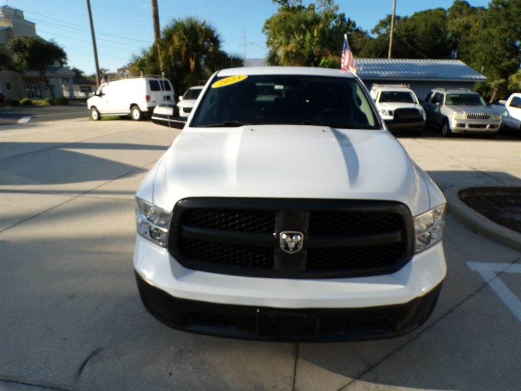 RAM 1500 Classic Tradesman 4x4 Quad Cab 6'4" Box 2023