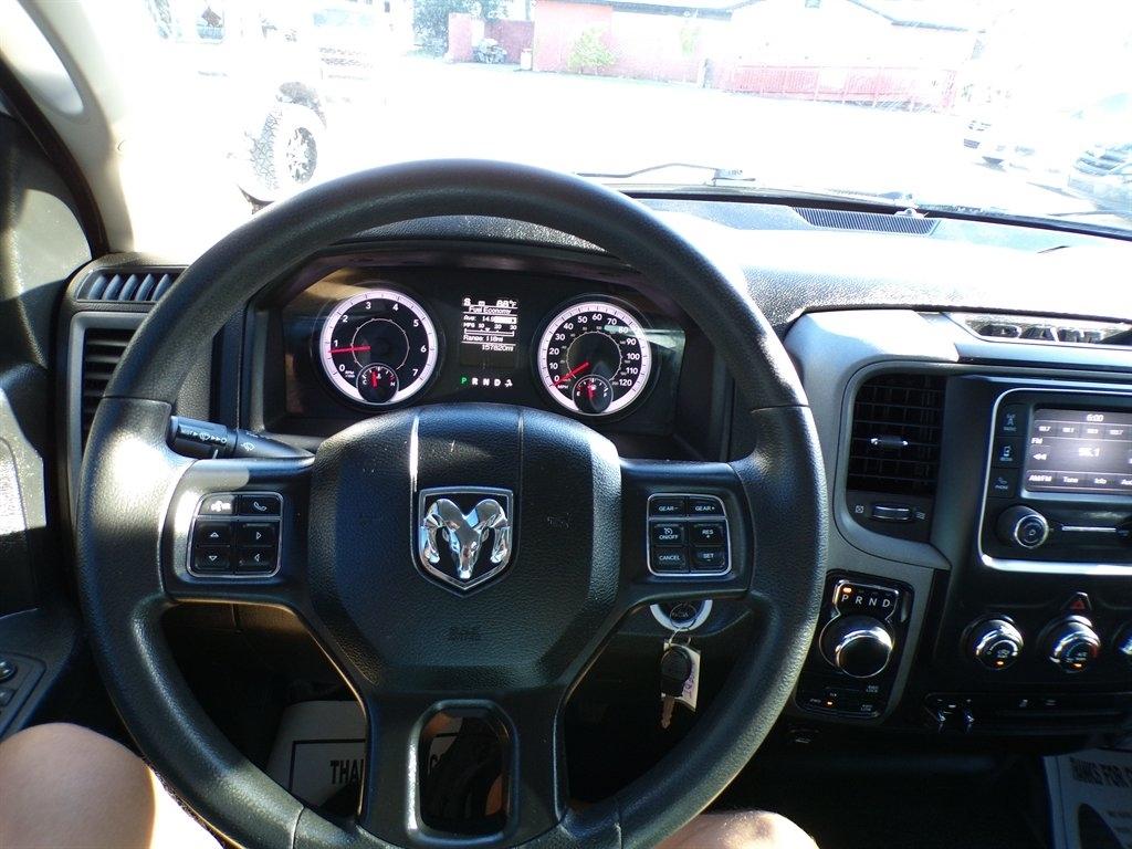 RAM 1500 Classic Tradesman 4x4 Quad Cab 6'4" Box 2023