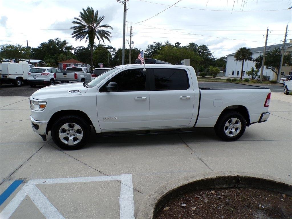 RAM 1500 Big Horn 4x4 Crew Cab 6'4" Box 2022