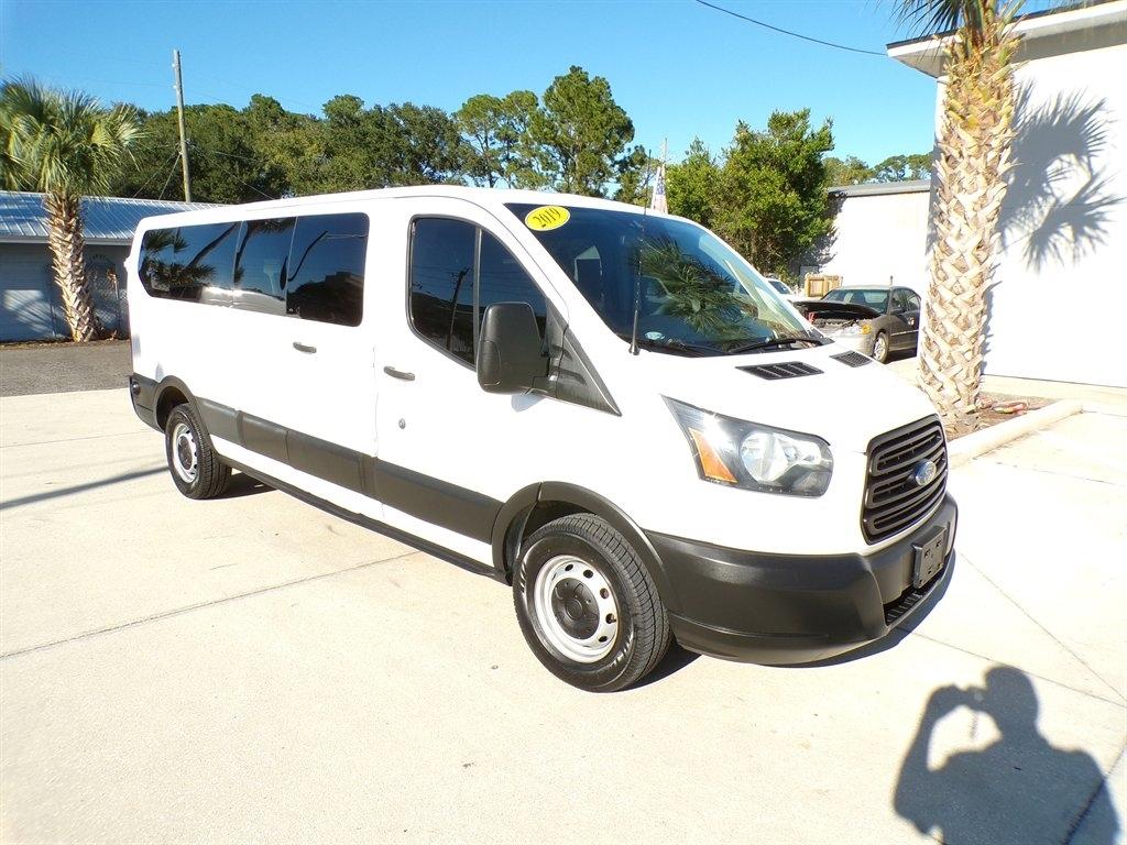 2019 Ford Transit Passenger Wagon T-350 148" Low Roof XL Swing-Out RH Dr