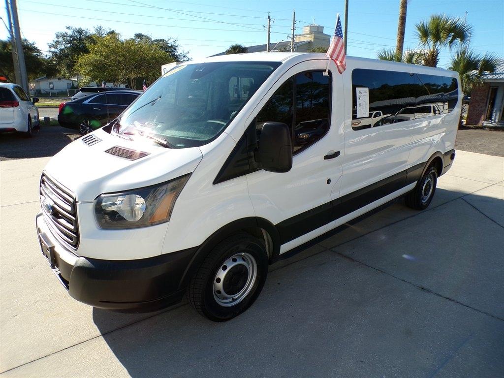 Ford Transit Passenger Wagon T-350 148" Low Roof XL Swing-Out RH Dr 2019