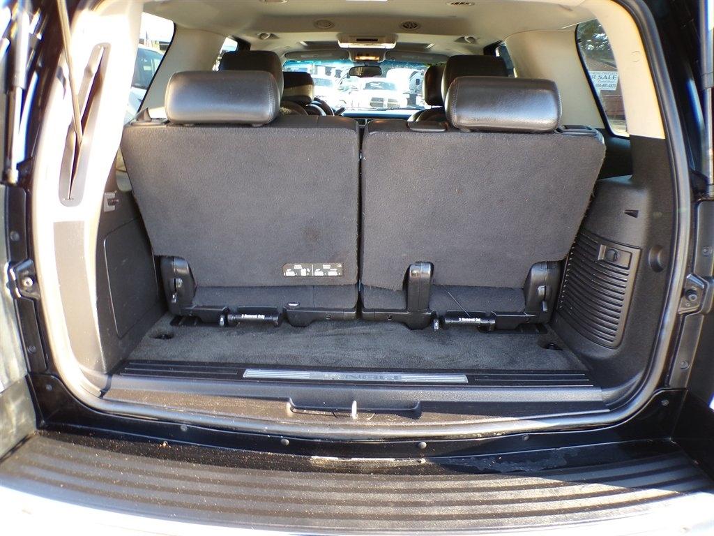 GMC Yukon AWD 4dr 1500 Denali 2012