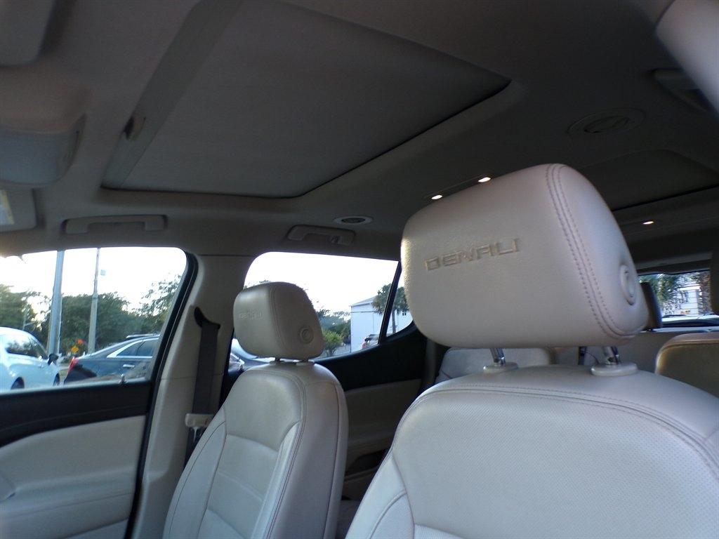 GMC Acadia AWD 4dr Denali 2019
