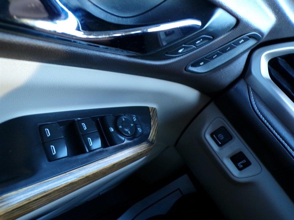 GMC Acadia AWD 4dr Denali 2019
