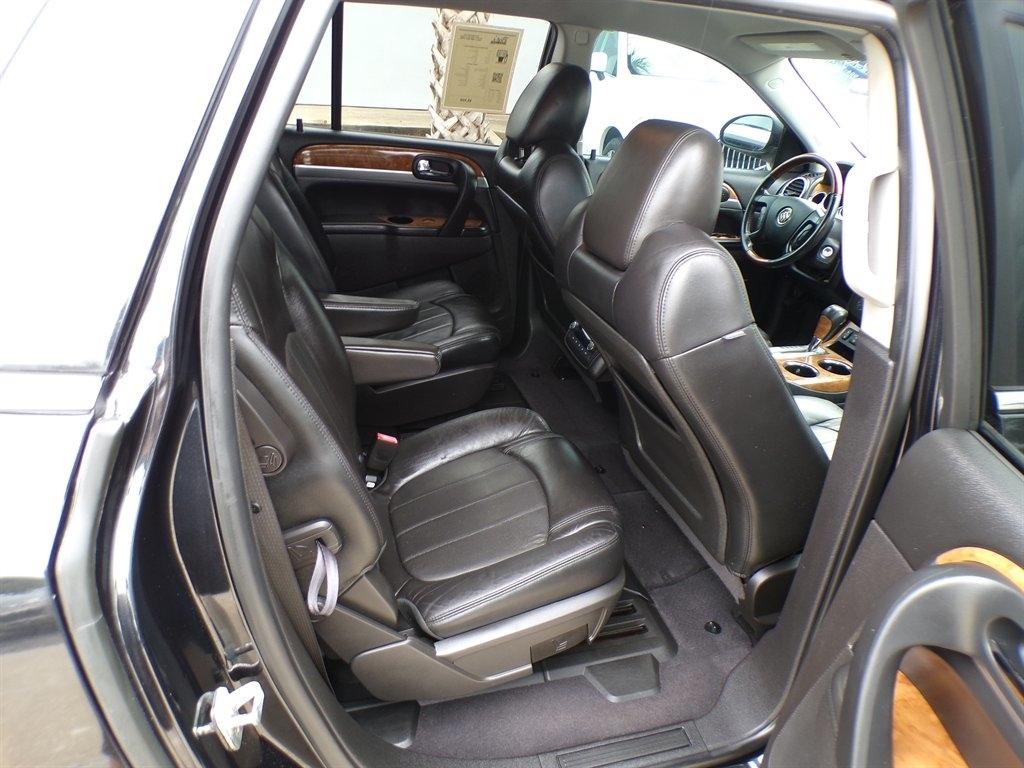 Buick Enclave FWD 4dr CXL-1 2011