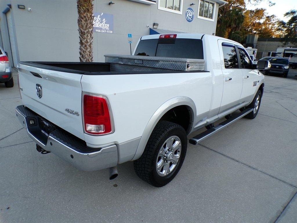 RAM 2500 4WD Mega Cab 160.5" Laramie 2015