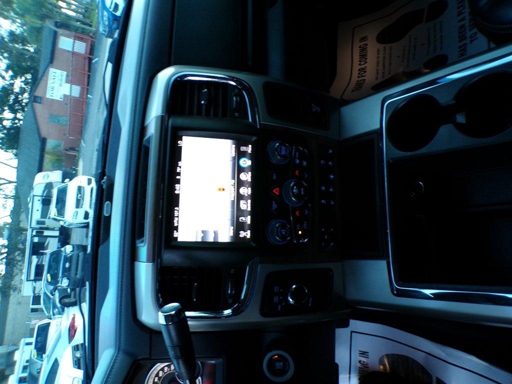 RAM 2500 4WD Mega Cab 160.5" Laramie 2015