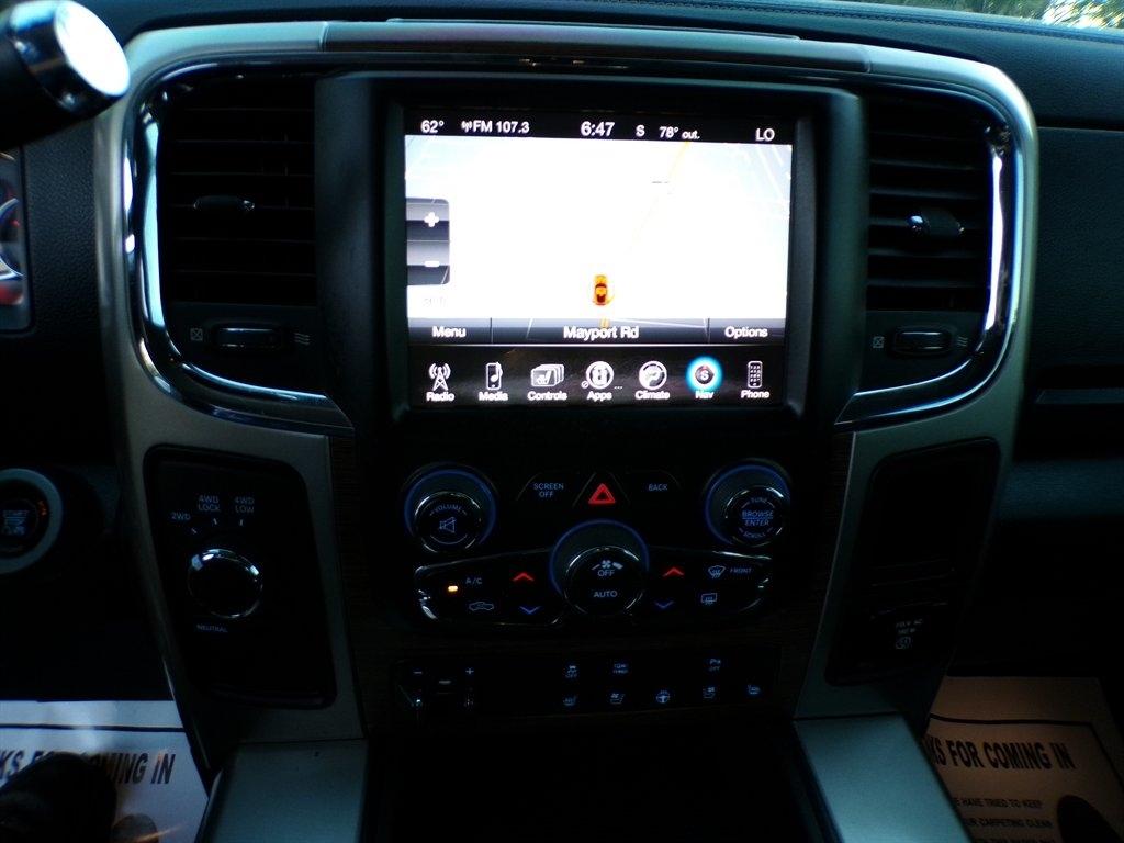 RAM 2500 4WD Mega Cab 160.5" Laramie 2015
