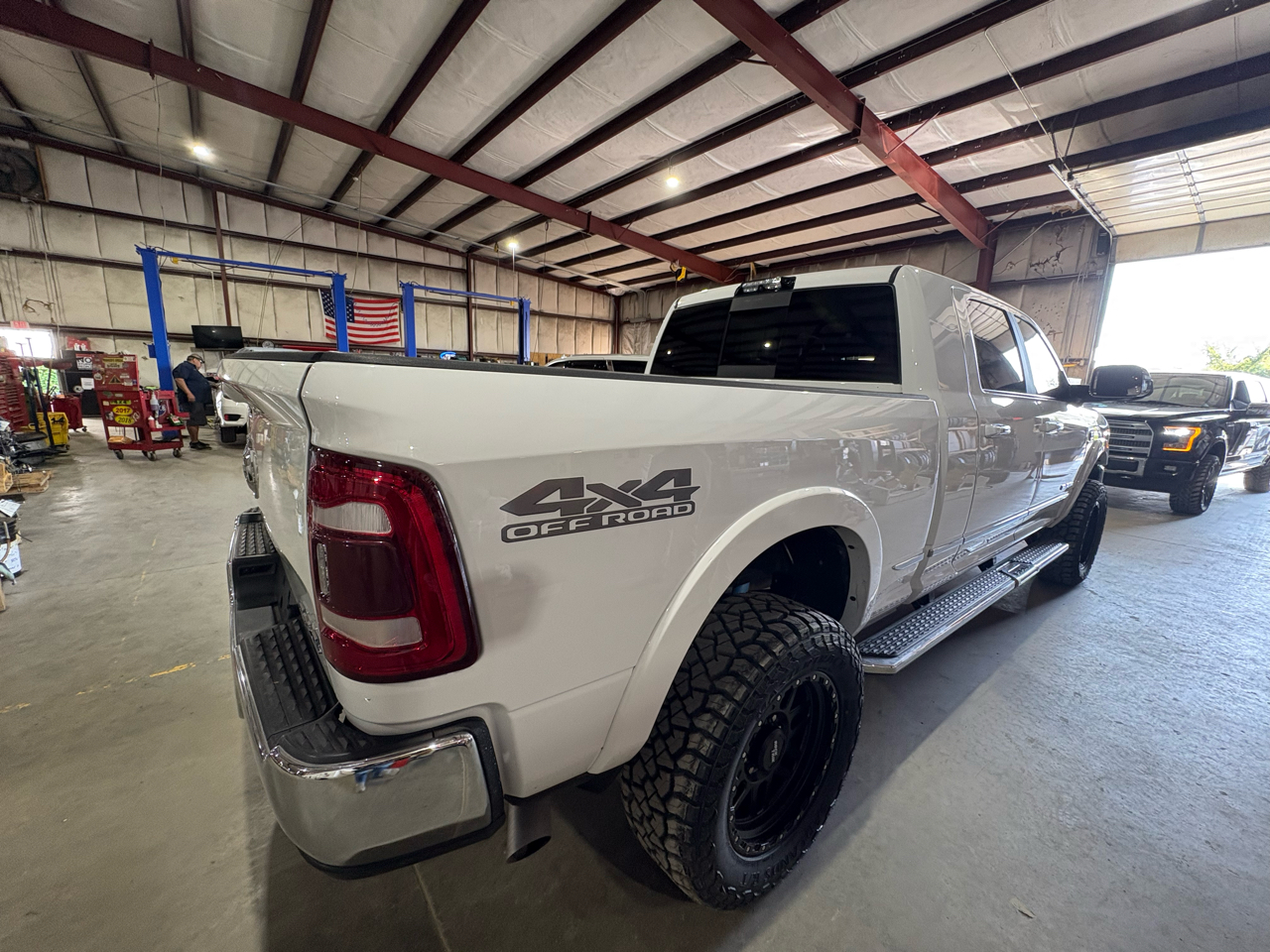 RAM 2500 Limited Mega Cab 4WD 2020 RAM 2500 Limited Mega Cab 4WD 2020