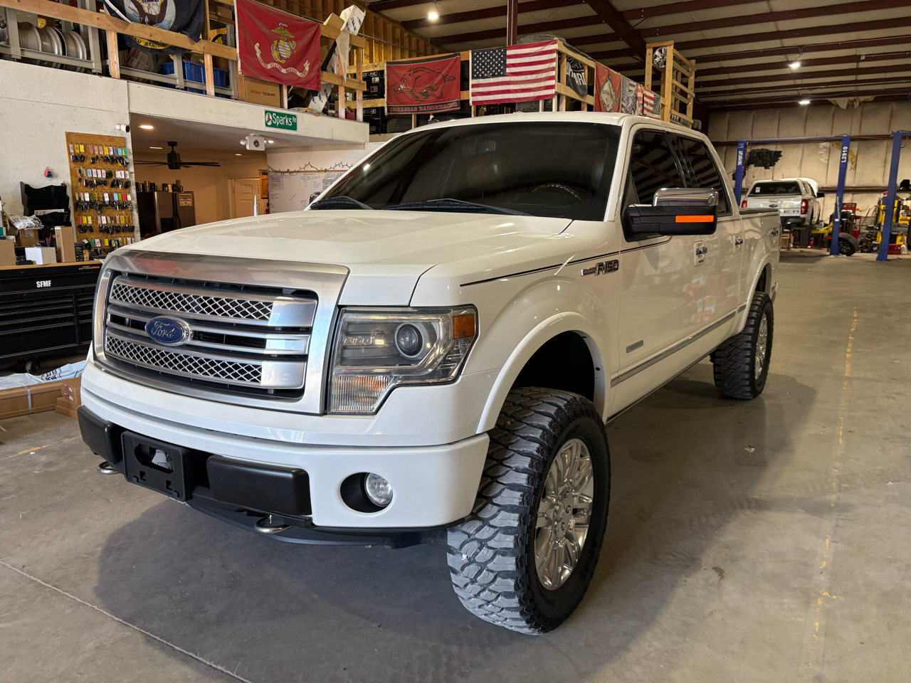 Ford F-150 4WD SuperCrew 145" Platinum 2013 Ford F-150 4WD SuperCrew 145" Platinum 2013