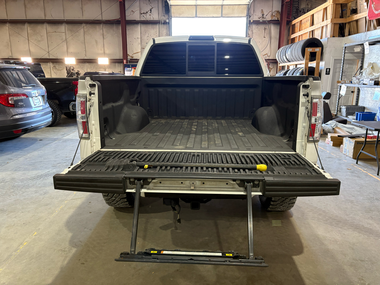 Ford F-150 4WD SuperCrew 145" Platinum 2013 Ford F-150 4WD SuperCrew 145" Platinum 2013
