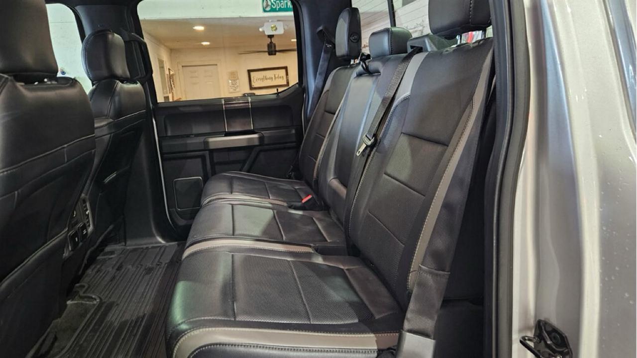 Ford F-150 4WD SuperCrew 145" SVT Raptor 2018