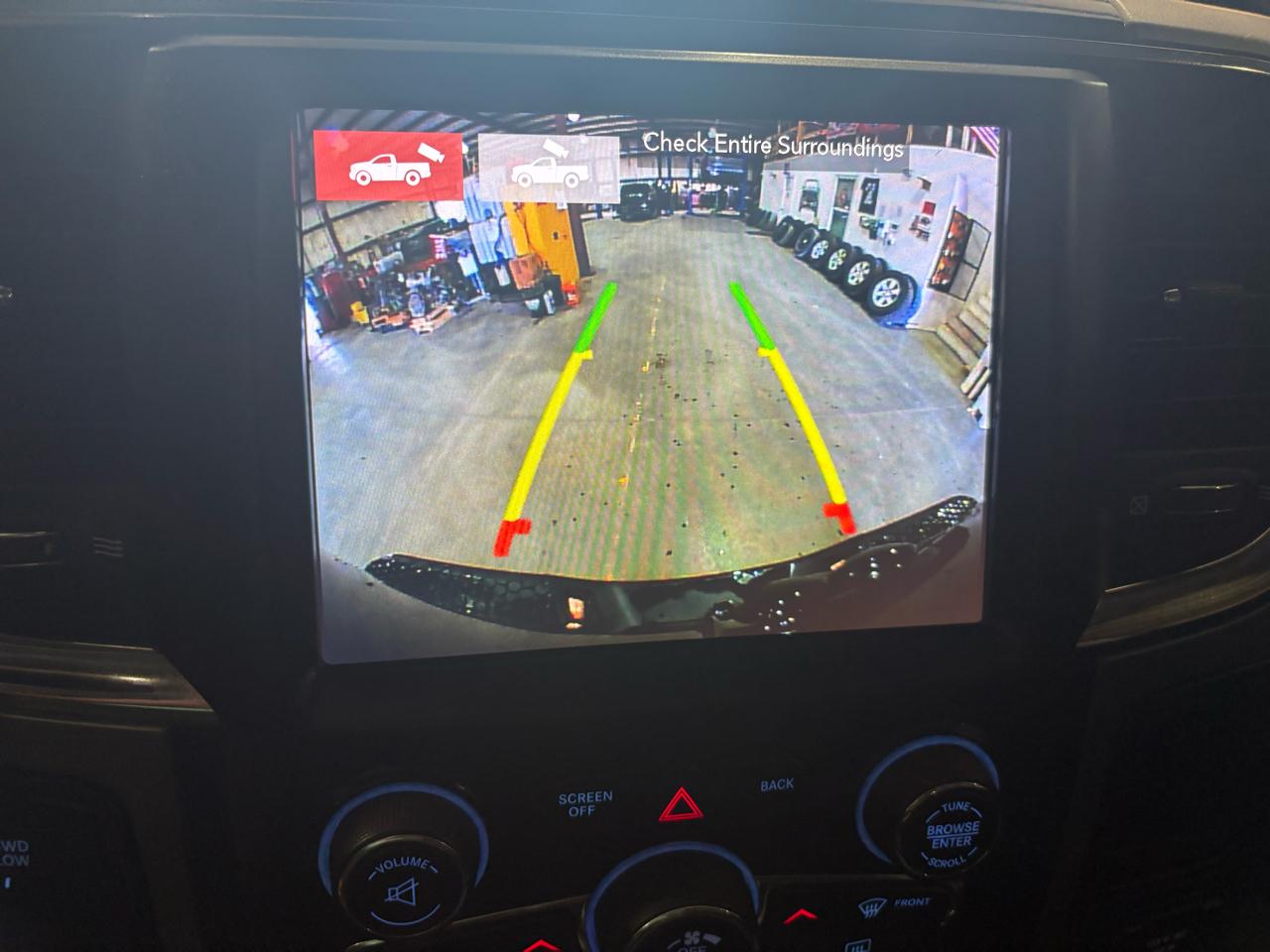 RAM 2500 SLT Crew Cab SWB 4WD 2018