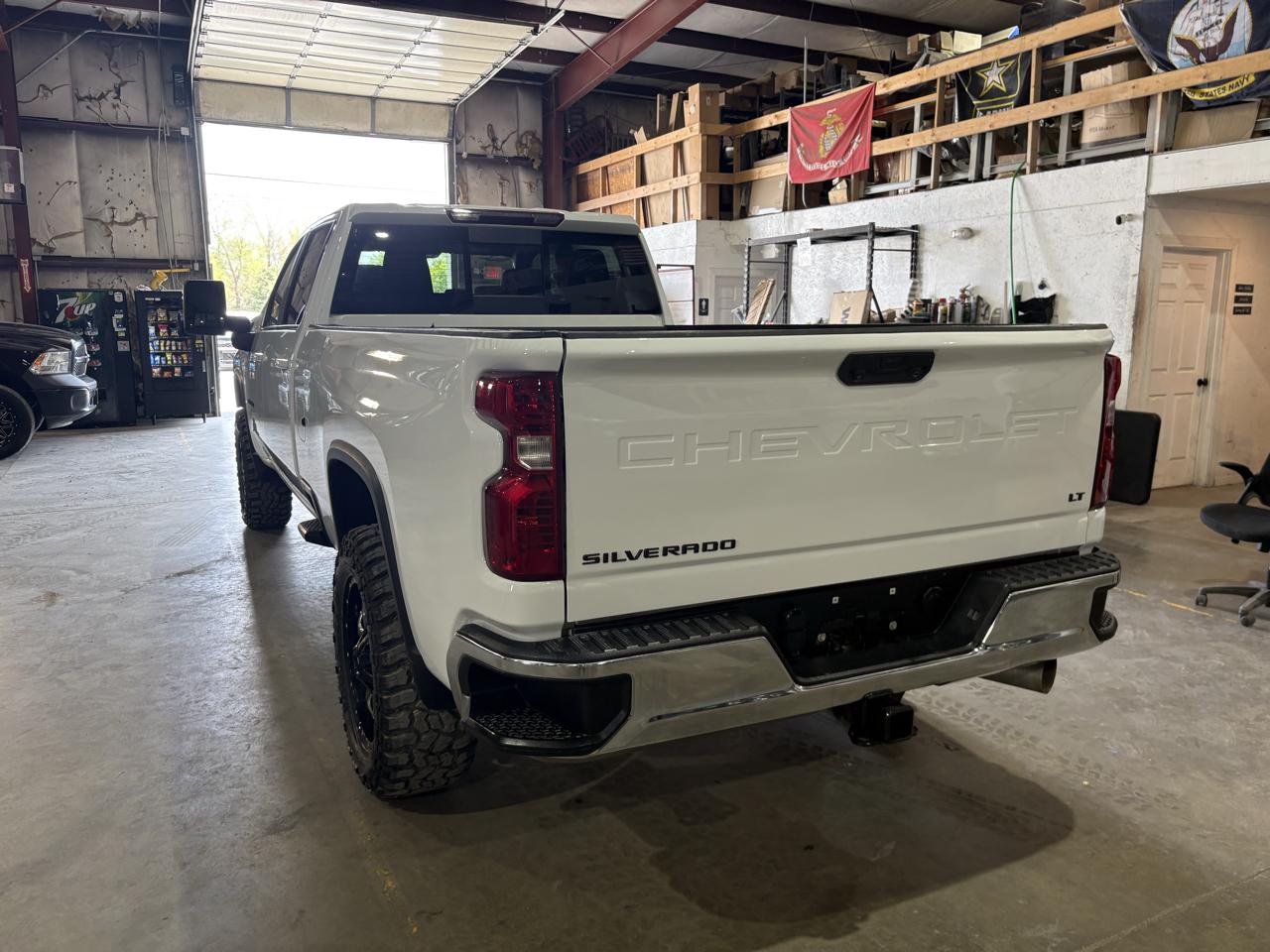 Chevrolet Silverado 3500HD LT Crew Cab 4WD 2024
