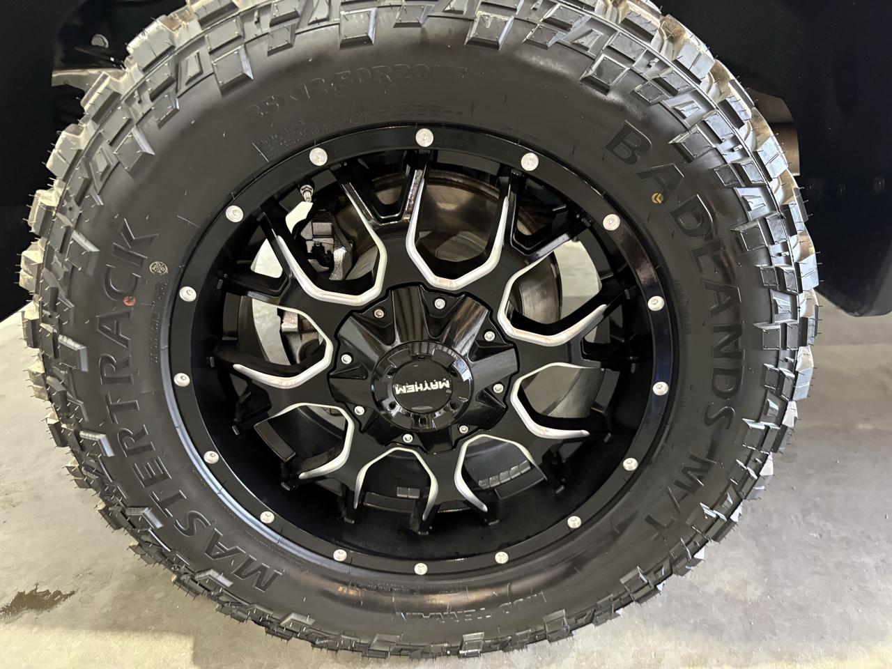 Chevrolet Silverado 3500HD LT Crew Cab 4WD 2024