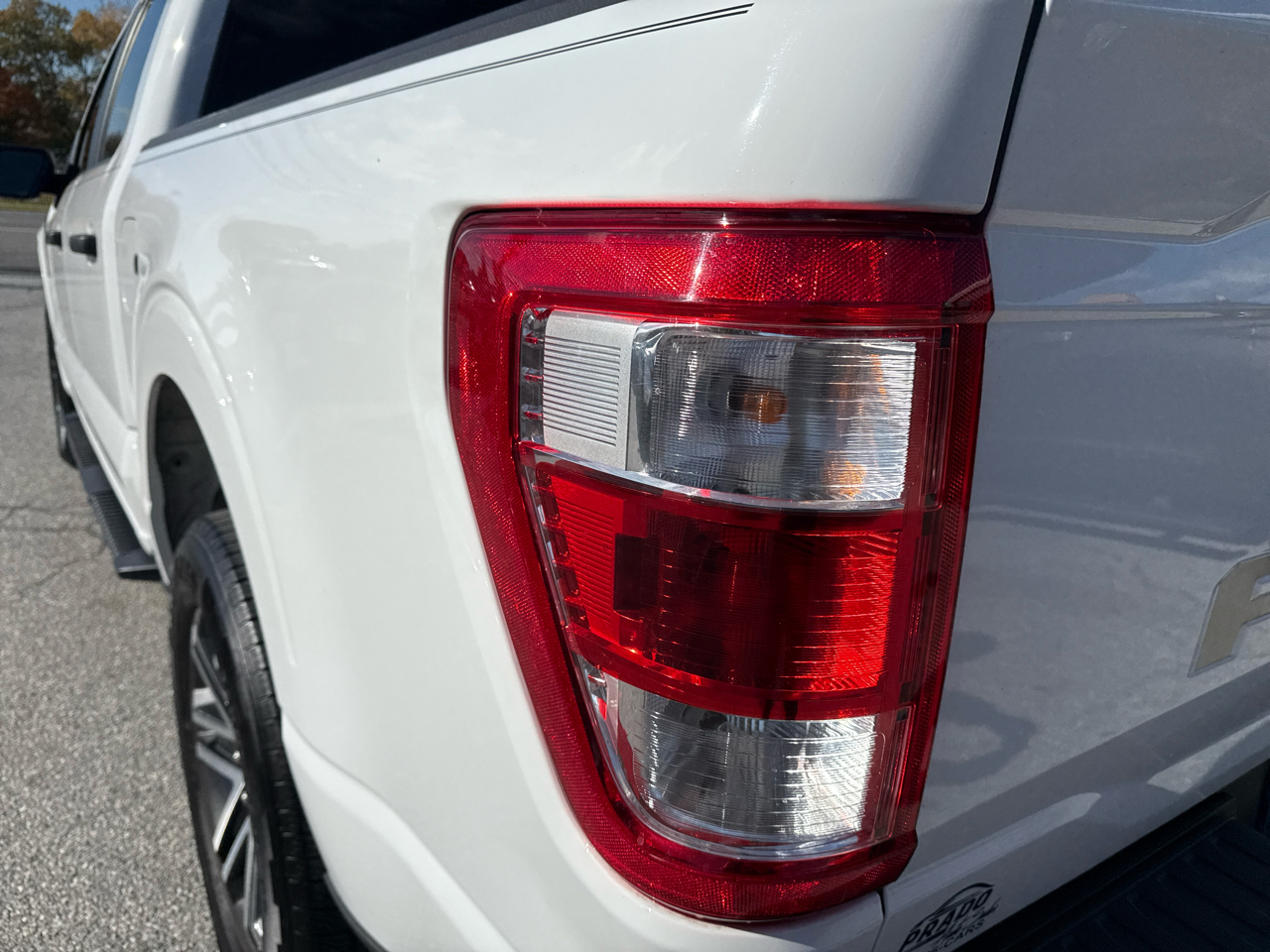 2023 Ford F-150 XL photo 2