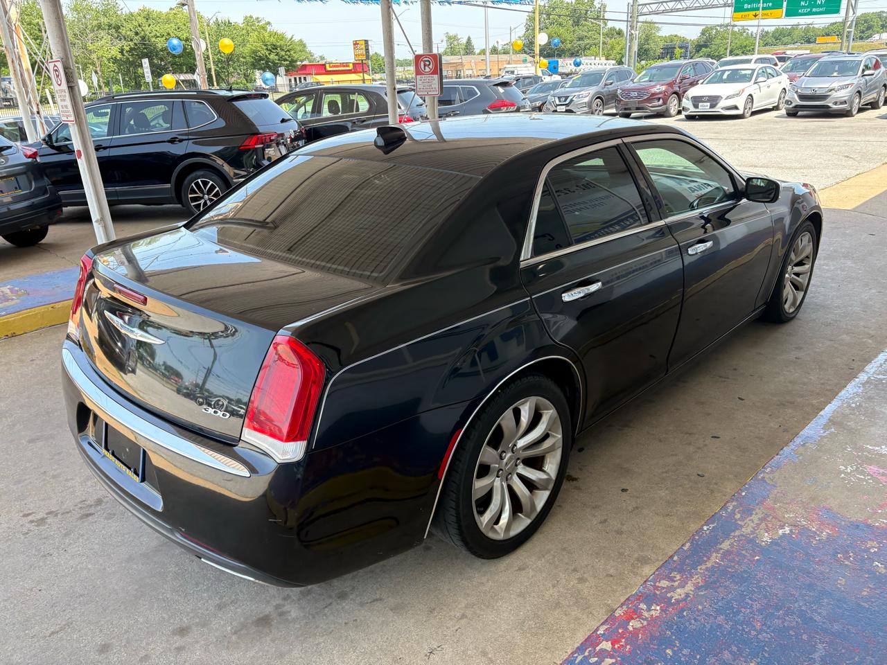 Chrysler 300 Limited RWD 2018