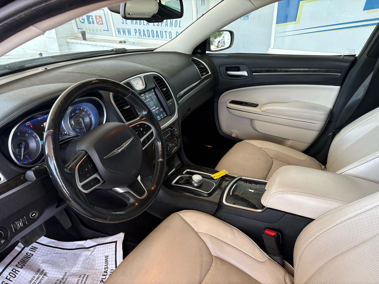 Chrysler 300 Limited RWD 2018