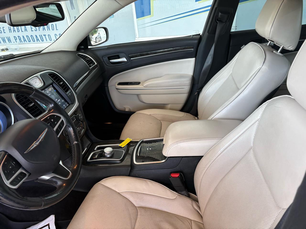 Chrysler 300 Limited RWD 2018