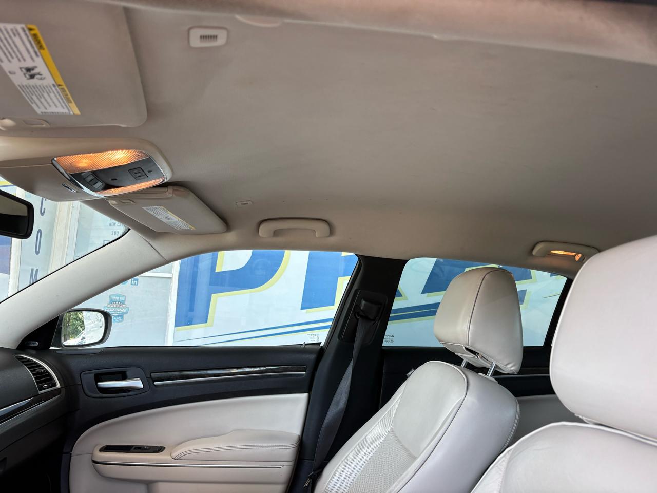 Chrysler 300 Limited RWD 2018