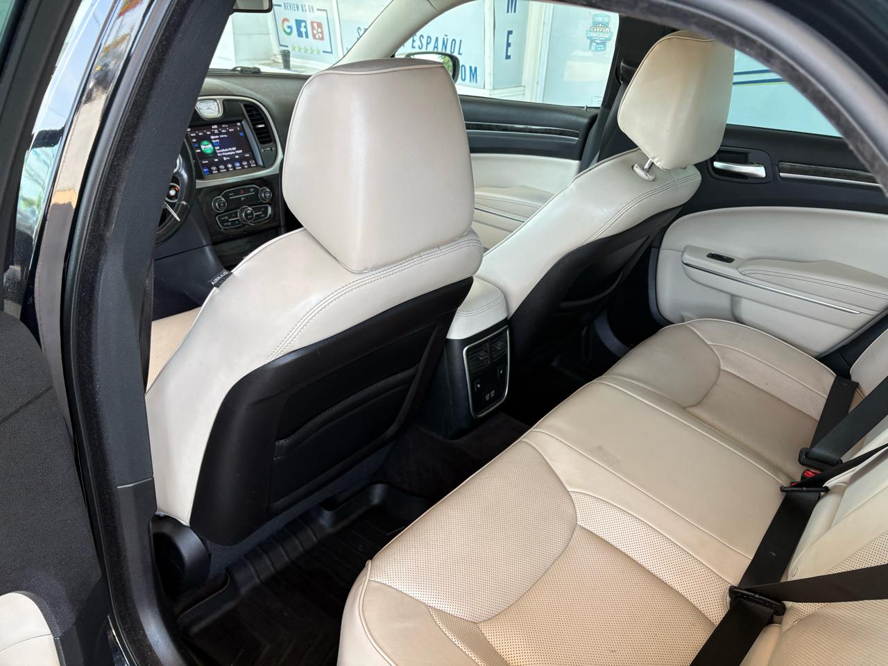 Chrysler 300 Limited RWD 2018