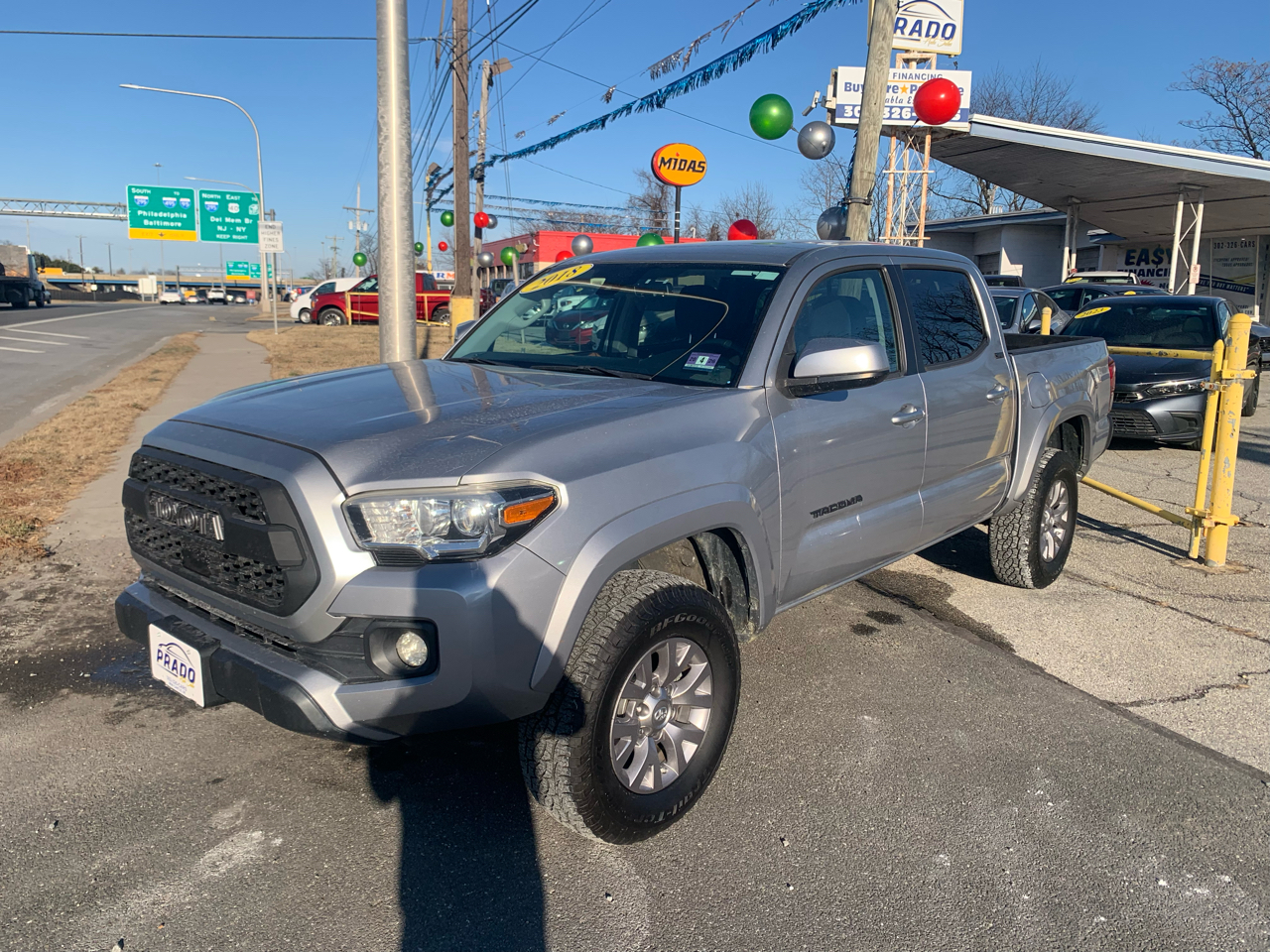 Toyota Tacoma TRD Off Road Double Cab 5' Bed V6 4x2 AT (Natl) 2018