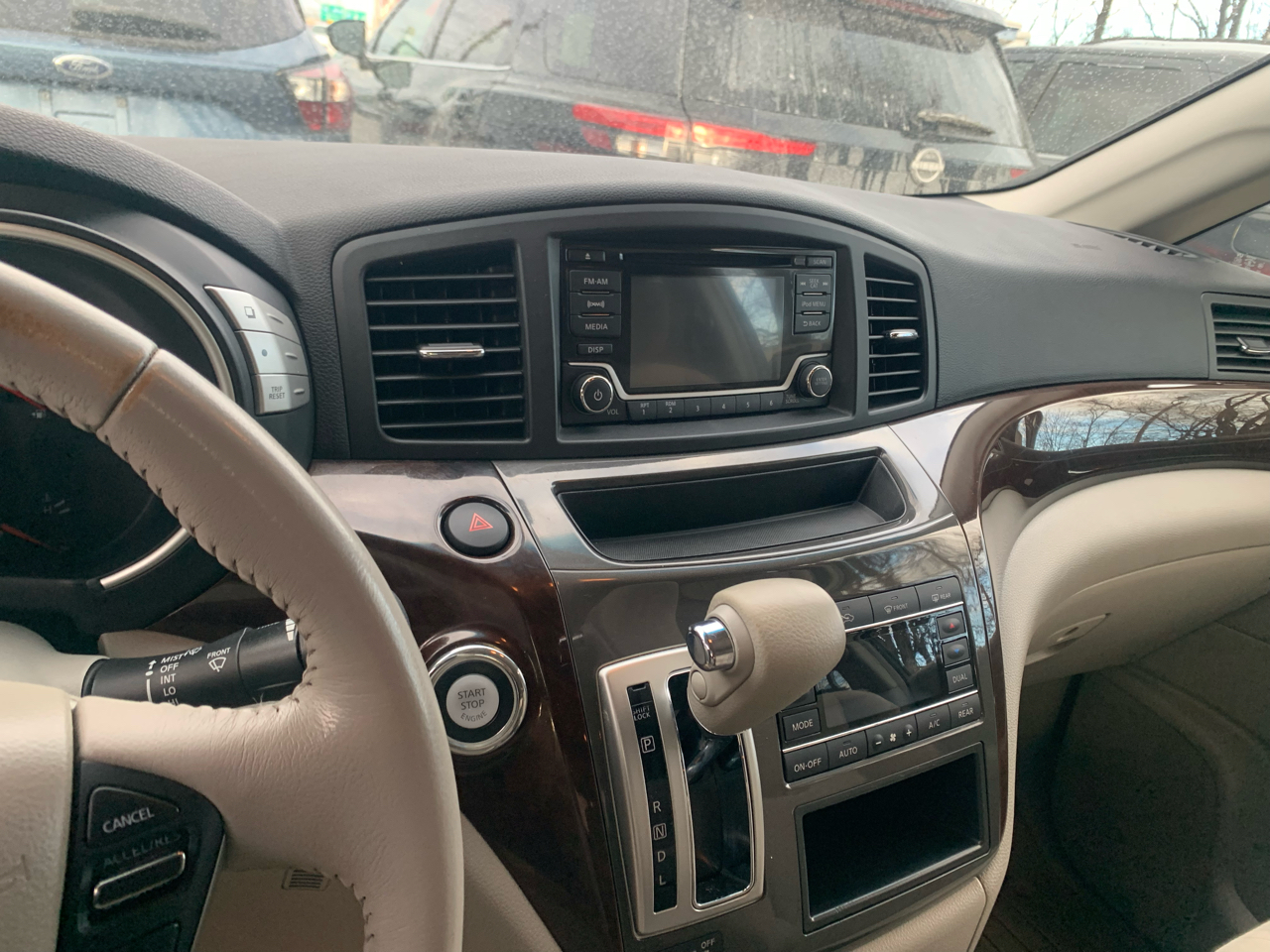 Nissan Quest 4dr Platinum 2016