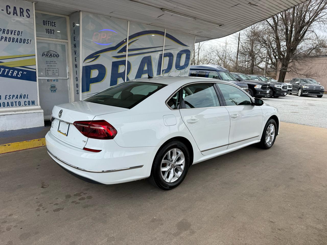 Volkswagen Passat 1.8T S Auto 2017