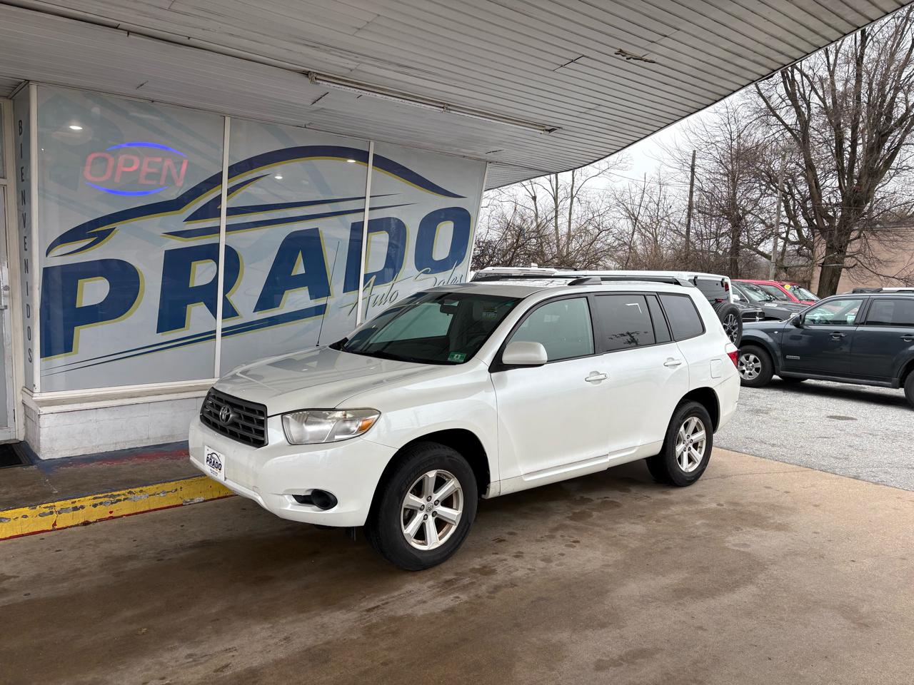 Toyota Highlander FWD 4dr L4 Base (Natl) 2010