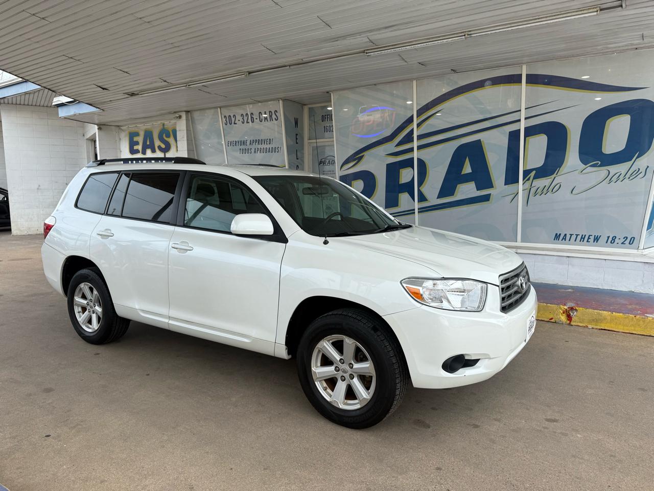 Toyota Highlander FWD 4dr L4 Base (Natl) 2010