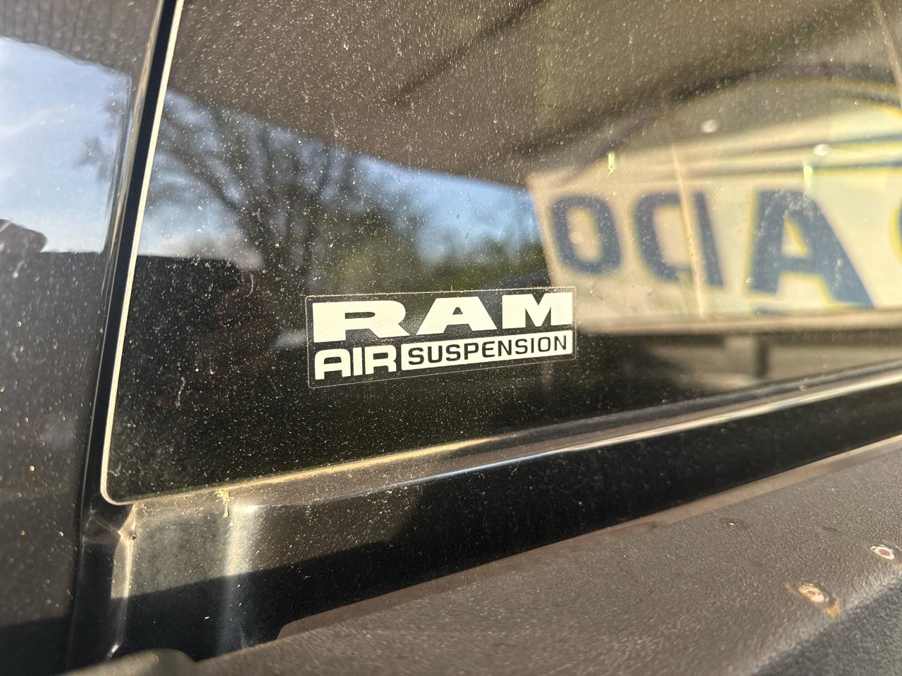 RAM 1500 Limited 4x4 Crew Cab 5'7" Box 2020