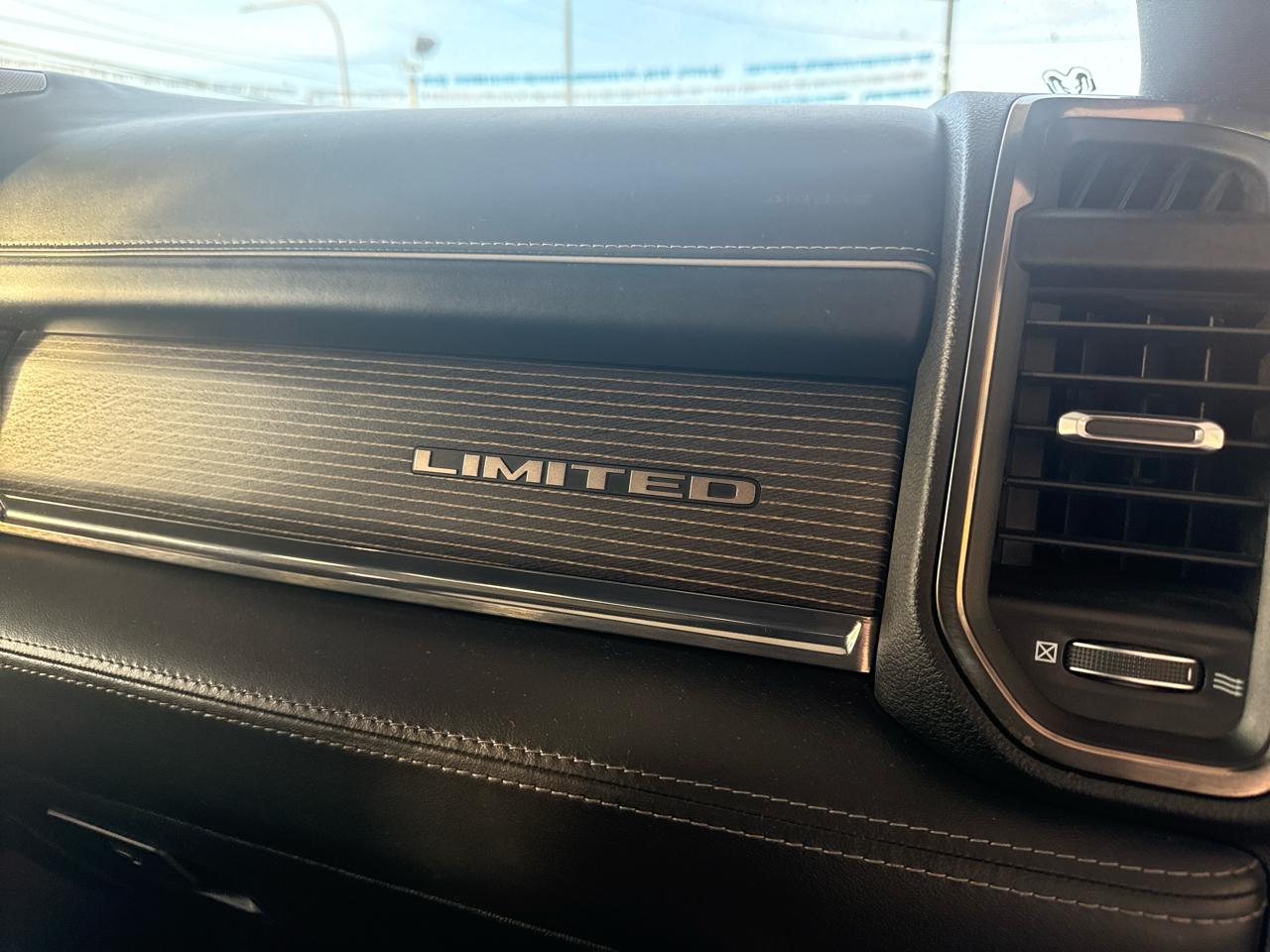 RAM 1500 Limited 4x4 Crew Cab 5'7" Box 2020