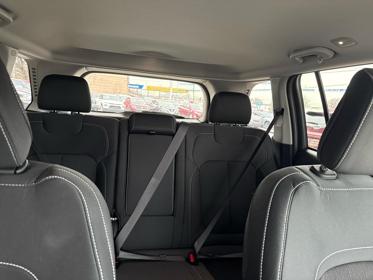 Jeep Grand Cherokee Laredo 4x4 2023