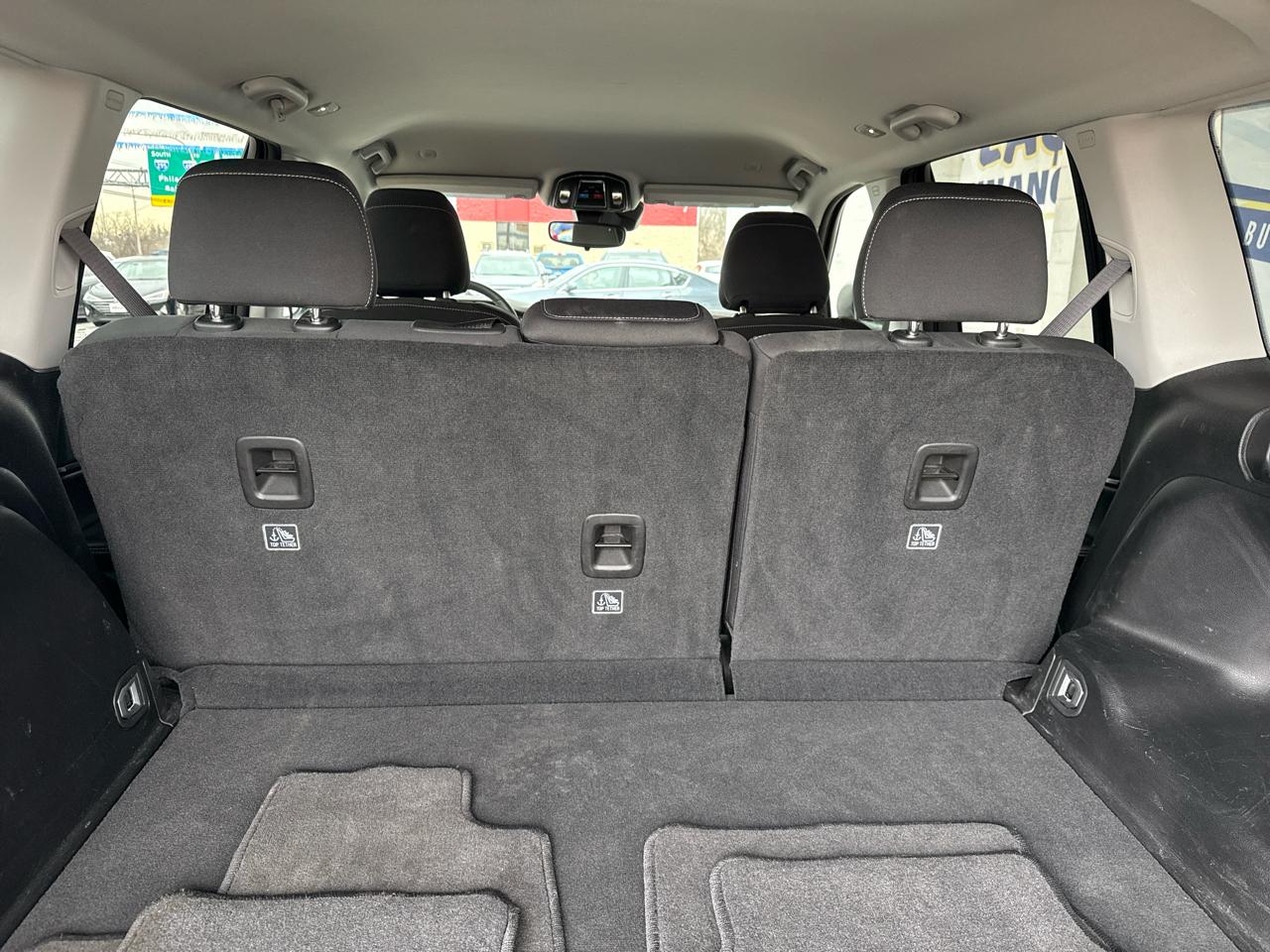 Jeep Grand Cherokee Laredo 4x4 2023