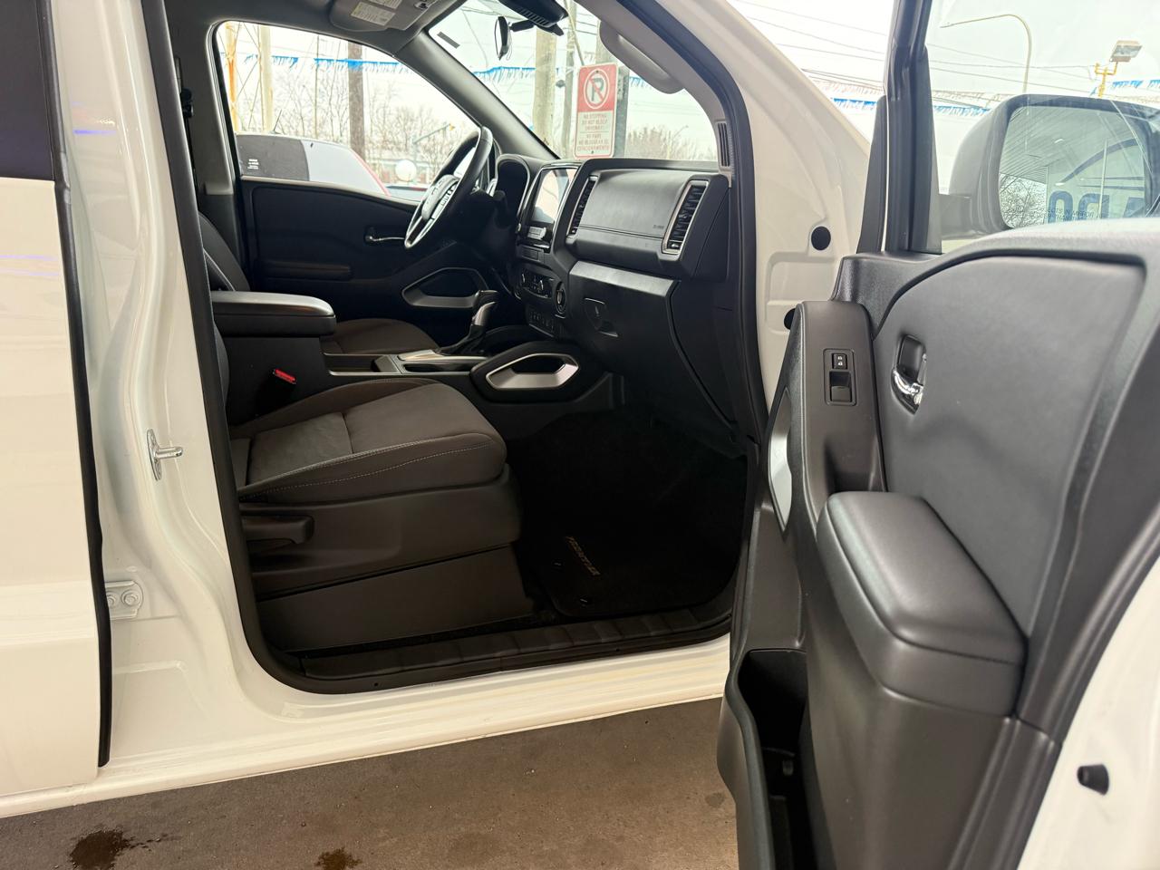 Nissan Frontier Crew Cab 4x2 SV Auto 2022