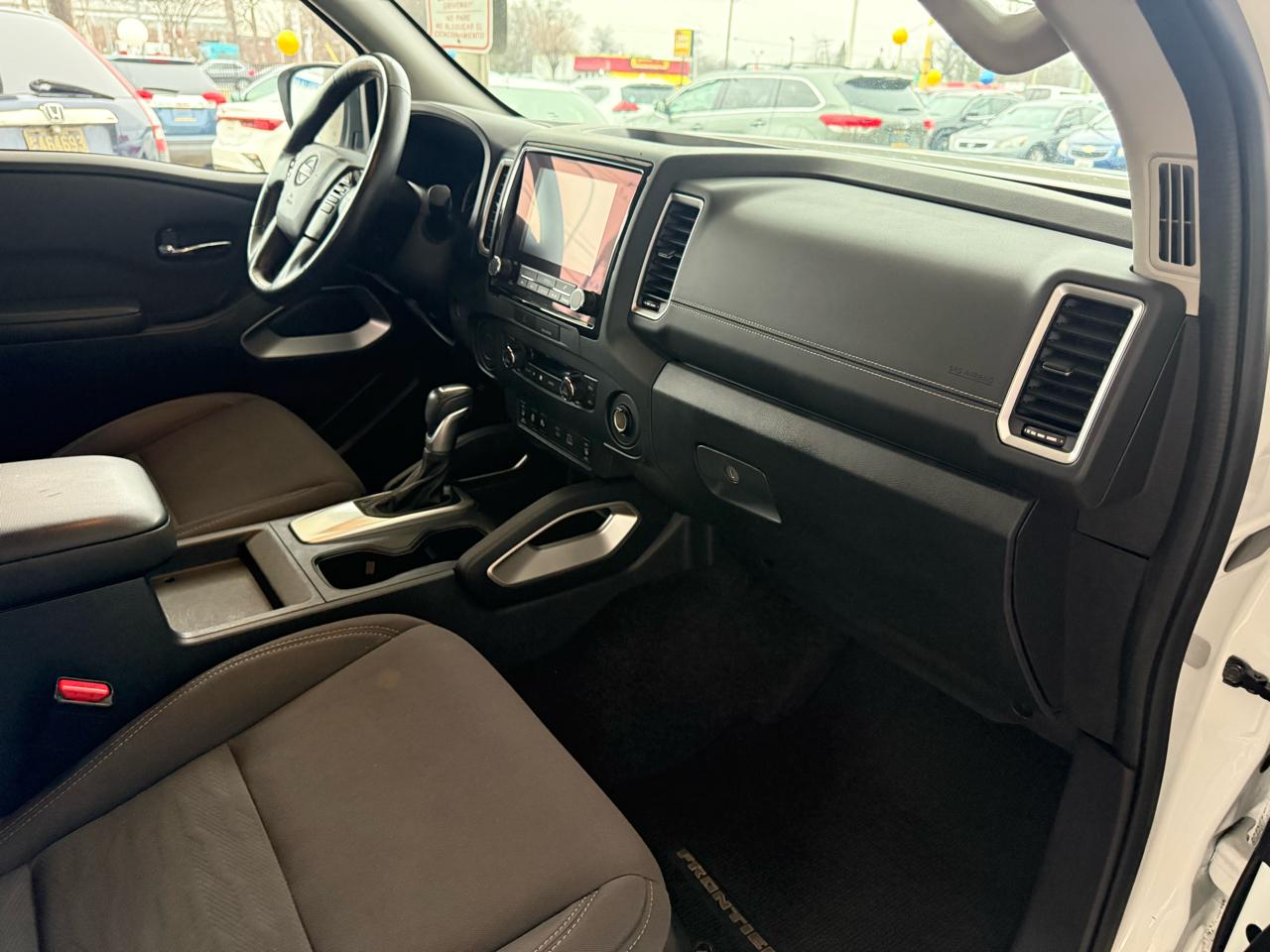 Nissan Frontier Crew Cab 4x2 SV Auto 2022