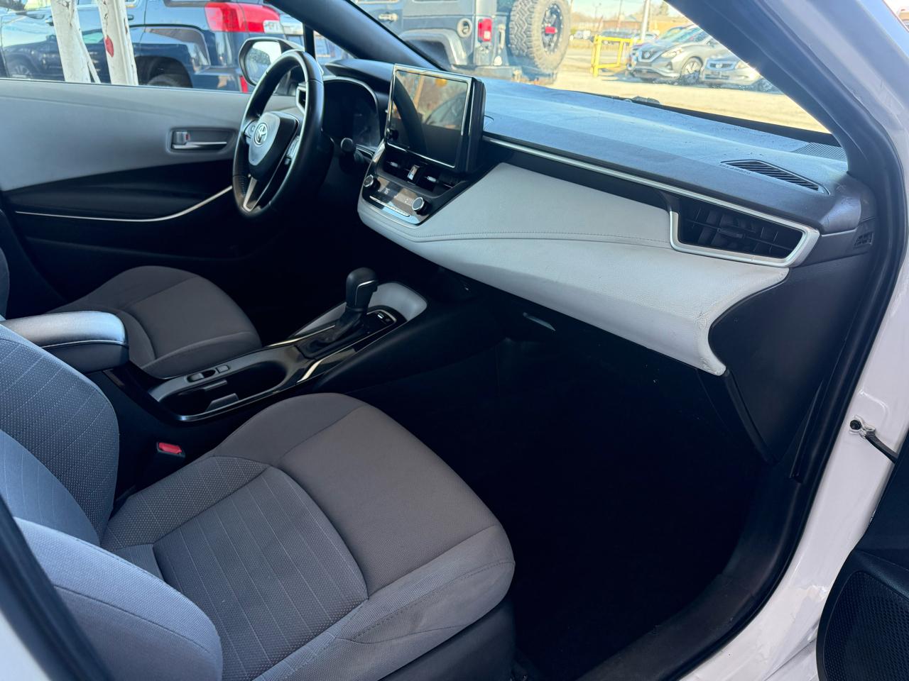 Toyota Corolla Hybrid LE FWD (Natl) 2023