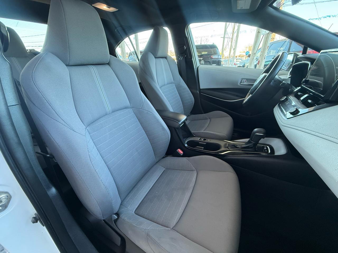 Toyota Corolla Hybrid LE FWD (Natl) 2023