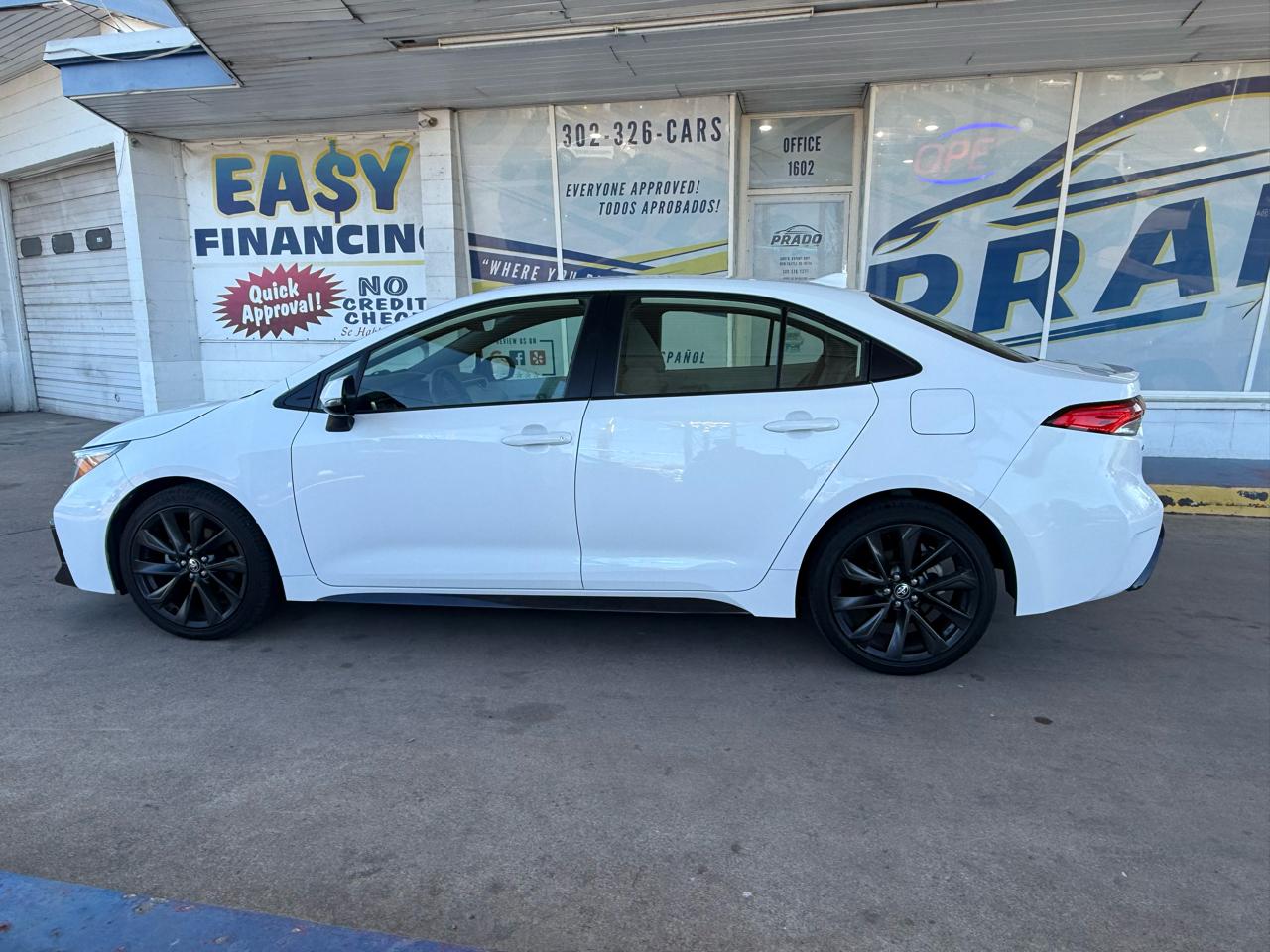 Toyota Corolla Hybrid LE FWD (Natl) 2023