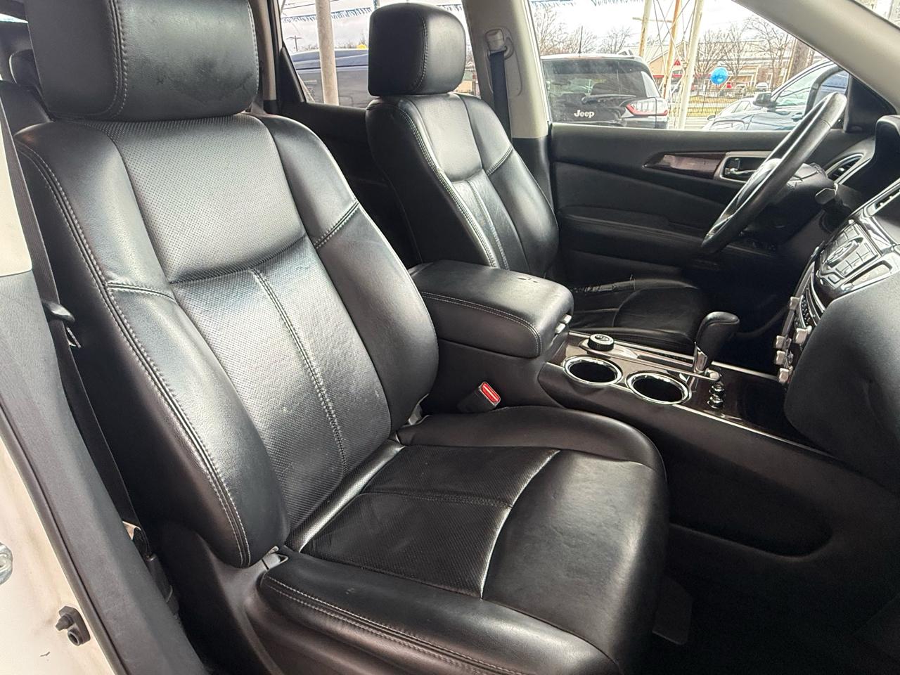 Nissan Pathfinder 4WD 4dr Platinum 2016