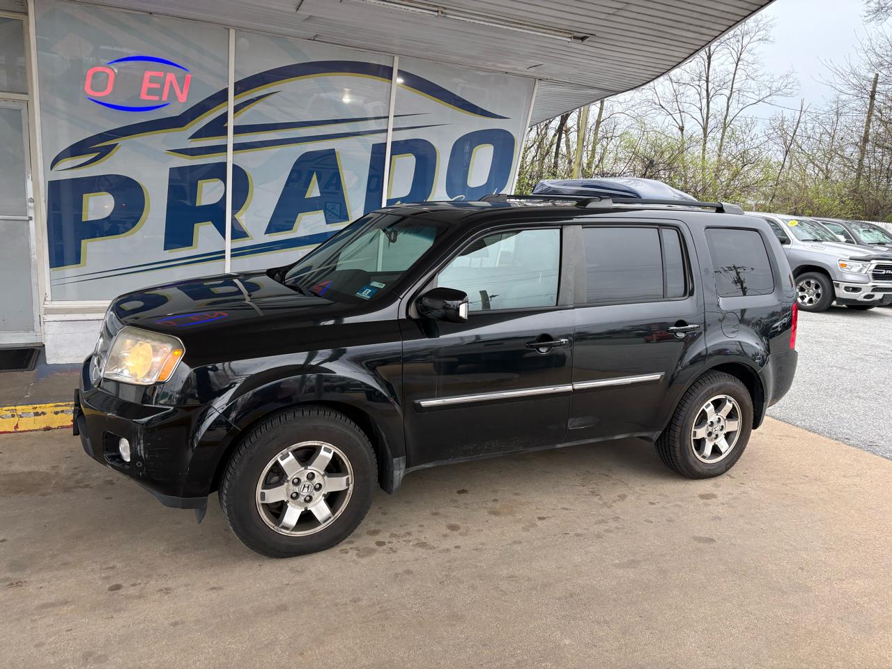 Honda Pilot 4WD 4dr Touring w/RES & Navi 2011