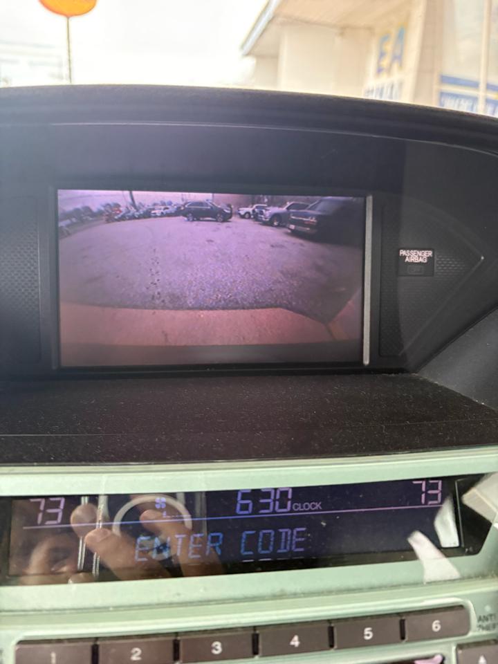 Honda Pilot 4WD 4dr Touring w/RES & Navi 2011