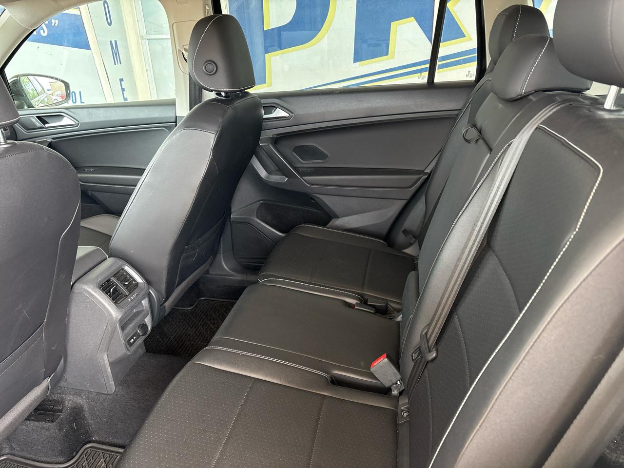 Volkswagen Tiguan 2.0T SE R-Line Black 4MOTION 2021