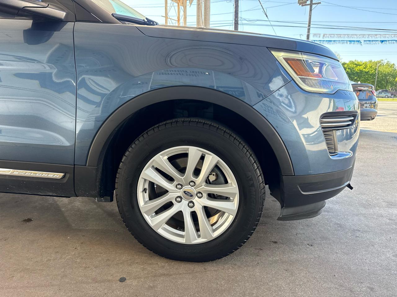 Ford Explorer XLT 4WD 2018